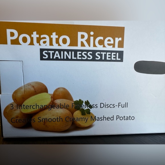 Stainless Steel Potato Ricer & Food Masher, 3 Discs, Easy Clean, 1 Cup Capacity - Picture 3 of 9